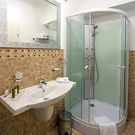 One Hotel 4*